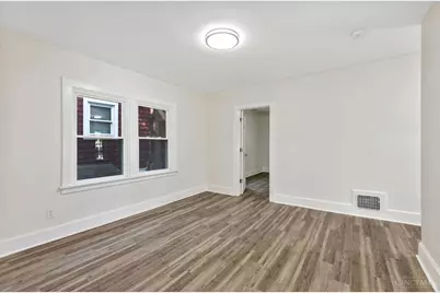2011 Highland Avenue, Cincinnati, OH 45219 - Photo 19
