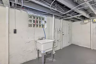 2011 Highland Ave, Cincinnati, OH 45219 - Photo 31