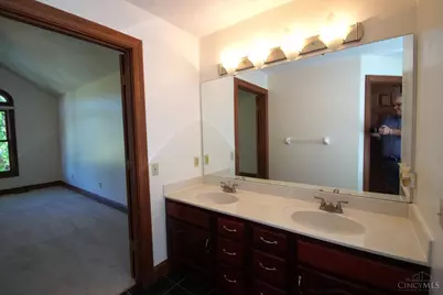 6291 Ashbourne Place, Green Township, OH 45233 - Photo 13