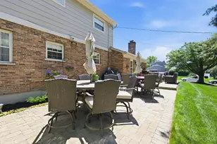 7338 Pickway Dr, Green Township, OH 45233 - Photo 13