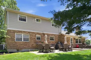 7338 Pickway Dr, Green Township, OH 45233 - Photo 11