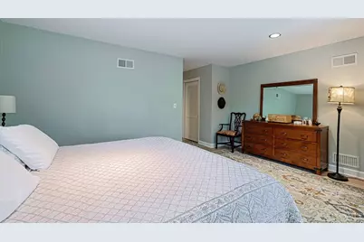 228 Poage Farm Road, Wyoming, OH 45215 - Photo 23