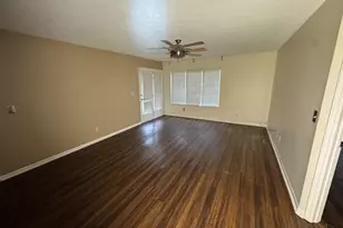 9810 Regatta Dr, Colerain Township, OH 45252 - Photo 5