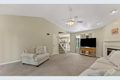 3912 Pebble Creek Lane, Amelia, OH 45102 - Photo 5