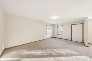 700 E Main St, Hillsboro, OH 45133 - Photo 7