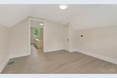 4057 Vinedale Avenue, Cincinnati, OH 45205 - Photo 25