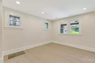 4057 Vinedale Ave, Cincinnati, OH 45205 - Photo 11
