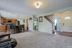 2032 Bridgewater Ln, Monroe, OH 45050 - Photo 7