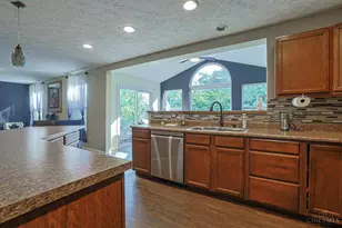 2032 Bridgewater Ln, Monroe, OH 45050 - Photo 23