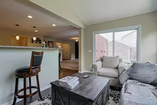 2032 Bridgewater Ln, Monroe, OH 45050 - Photo 9