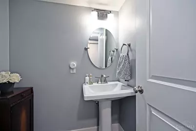8989 Paw Paw Lane, Cincinnati, OH 45236 - Photo 21