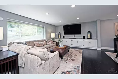 8989 Paw Paw Lane, Cincinnati, OH 45236 - Photo 5