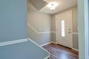 1146 Hickorylake Dr, Delhi Township, OH 45233 - Photo 5