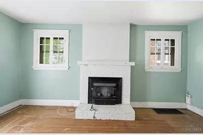 813 S Fred Shuttlesworth Circle, Cincinnati, OH 45229 - Photo 11