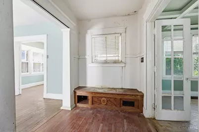 813 S Fred Shuttlesworth Circle, Cincinnati, OH 45229 - Photo 7
