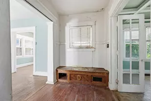 813 S Fred Shuttlesworth Cir, Cincinnati, OH 45229 - Photo 7