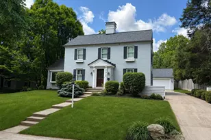 715 Brooks Ave, Wyoming, OH 45215 - Photo 1