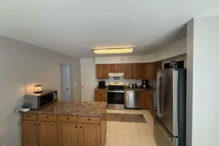 8903 Cavalier Dr, Springfield Township, OH 45231 - Photo 7