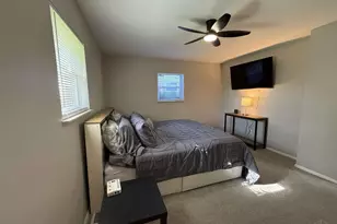 8903 Cavalier Dr, Springfield Township, OH 45231 - Photo 19
