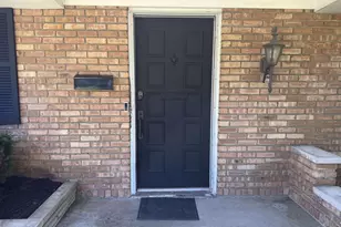 8903 Cavalier Dr, Springfield Township, OH 45231 - Photo 3