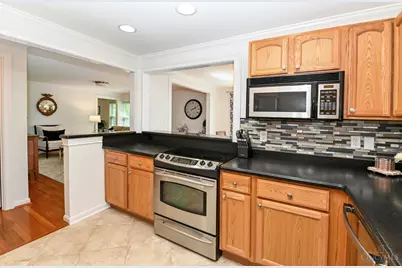 3721 Ashworth Drive #D, Cincinnati, OH 45208 - Photo 15