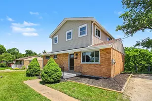 6004 Snyder Rd, Green Township, OH 45247 - Photo 3
