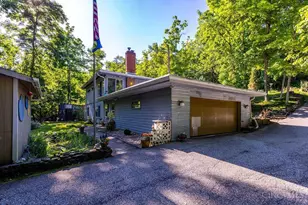 415 W Galbraith Rd, Wyoming, OH 45215 - Photo 3