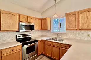 62 Wooded Ridge Dr, Batavia Township, OH 45102 - Photo 5