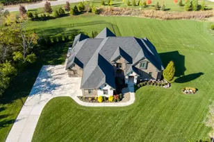 2442 Berkeley Ct, Clearcreek Twp., OH 45036 - Photo 97