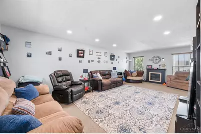 255 Easton Manor Drive, Monroe, OH 45050 - Photo 5