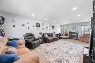 255 Easton Manor Dr, Monroe, OH 45050 - Photo 5