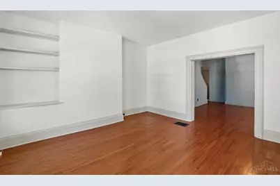 4214 Cherry Street, Cincinnati, OH 45223 - Photo 5