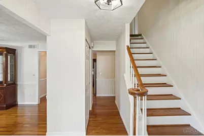 6272 Ryan Circle, Miami Township, OH 45140 - Photo 5