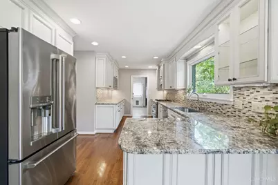8663 Rupp Farm Drive, West Chester, OH 45069 - Photo 5