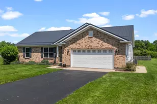 144 Fox Run Dr, Union Twp, OH 45177 - Photo 3