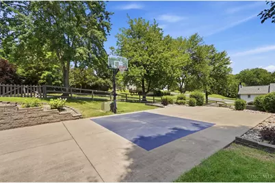 5629 Bluepine Drive, Cincinnati, OH 45247 - Photo 47