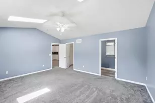 5629 Bluepine Dr, Green Township, OH 45247 - Photo 13