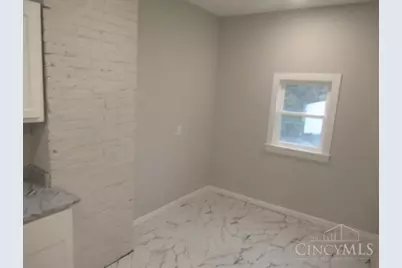 704 Greenwood Avenue, Cincinnati, OH 45229 - Photo 7