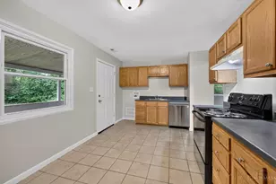 9670 Loralinda Dr, Colerain Township, OH 45251 - Photo 13