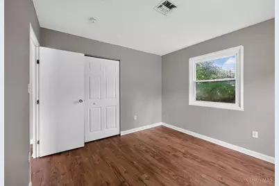 9670 Loralinda Drive, Cincinnati, OH 45251 - Photo 15