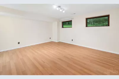 10890 Mockernut Drive, Harrison Township, OH 45030 - Photo 33