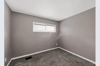 8811 Grenada Drive, Springfield Township, OH 45231 - Photo 15