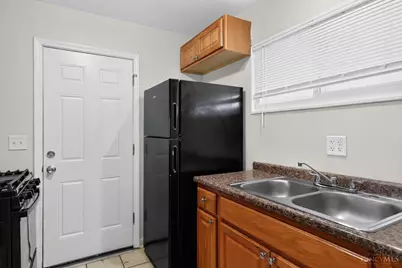 8811 Grenada Drive, Springfield Township, OH 45231 - Photo 11