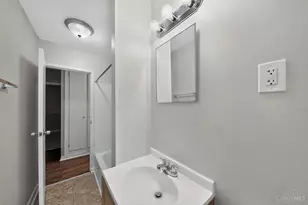 8811 Grenada Dr, Springfield Township, OH 45231 - Photo 21