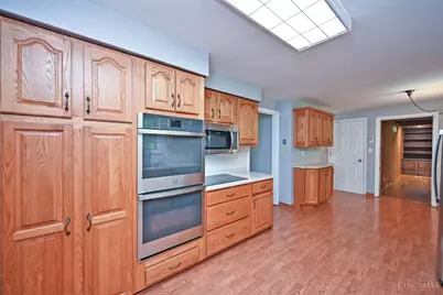 7777 Kugler Mill Road, Madeira, OH 45243 - Photo 11