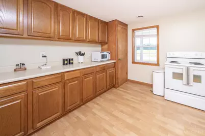 5969 Newtonsville Hutchinson Road, Wayne Township, OH 45103 - Photo 9