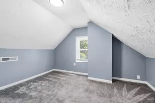 2721 Hyde Park Ave, Cincinnati, OH 45209 - Photo 15