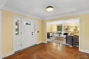 8383 Ellenwoods Dr, Symmes Township, OH 45249 - Photo 3