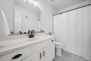 6590 Waverly Park, Hamilton Township, OH 45152 - Photo 31
