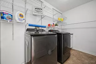 6590 Waverly Park, Hamilton Township, OH 45152 - Photo 33